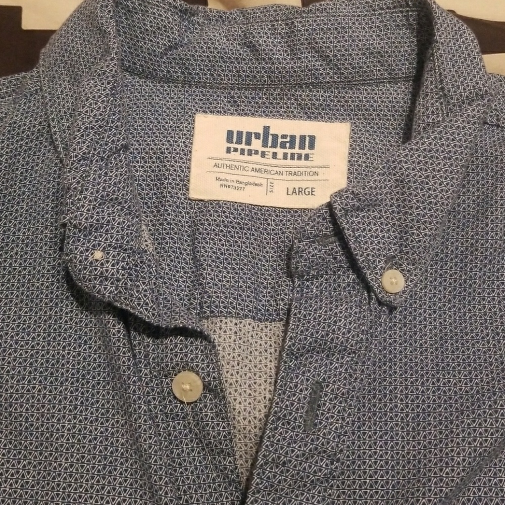 Men's button up short sleeve - Picture 2 of 4